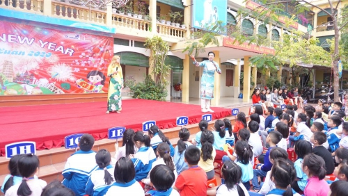 Trường Tiểu học Nguyễn Lương Bằng