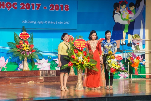 Khai giảng trường Tiểu học Bình Minh